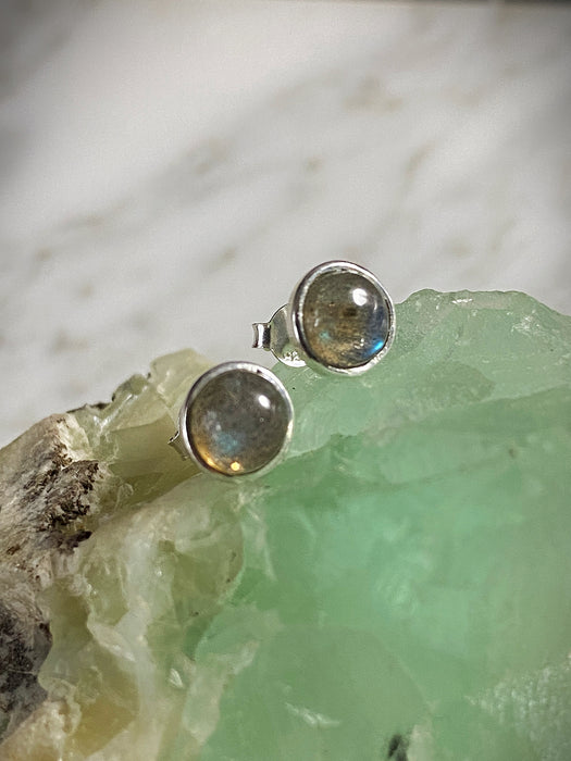 Tamasha Silver 3mm Natural Himalayan Rainbow Moonstone Stud Earrings - Sterling Silver 925, Handmade, Gift Boxed
