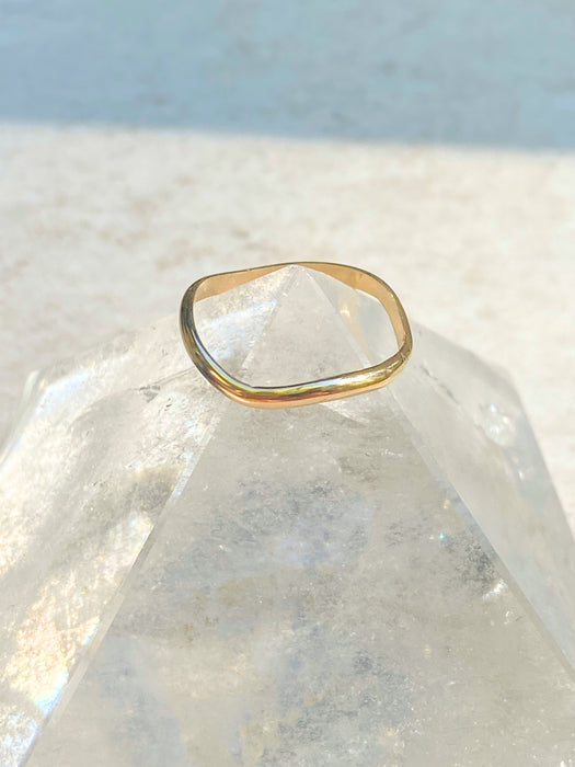 Wavy Band Ring