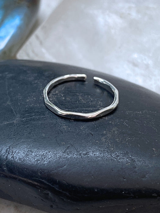 Hammered Toe Ring