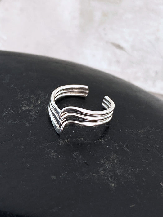 Three Band Twist Ear Cuff