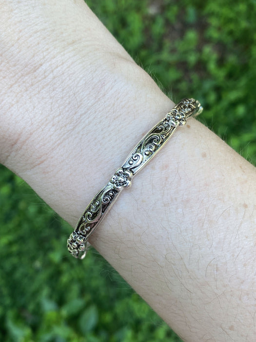Flowers & Swirls Stretch Bangle Bracelet | Silver Fashion | Light Years