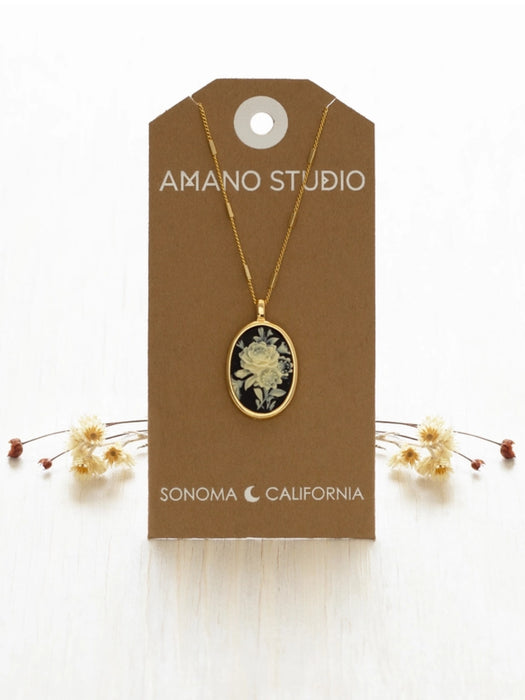 Vintage Cameo Necklaces by Amano Studio