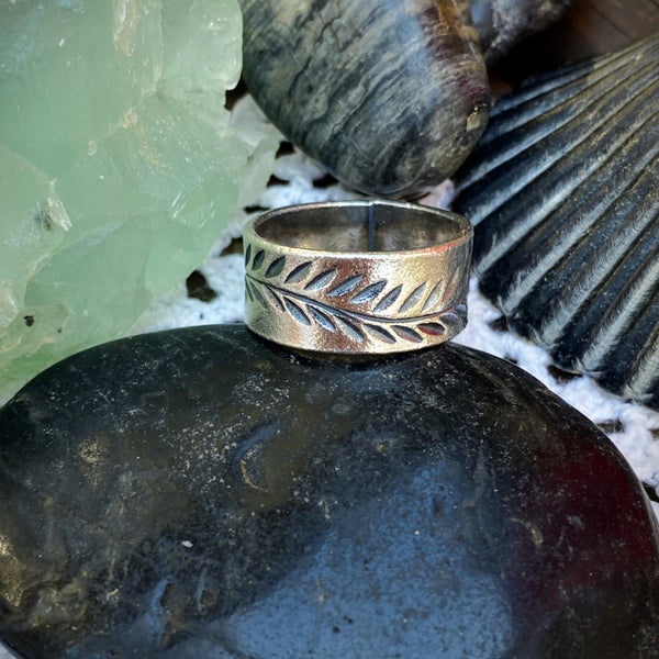 Etched Vine Band | Sterling Silver Wide Ring Size 6 7 8 9 | Light Years