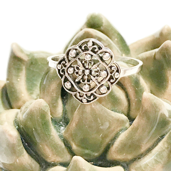 Ornate Filigree Ring | Sterling Silver Size 5 6 7 8 9 | Light Years