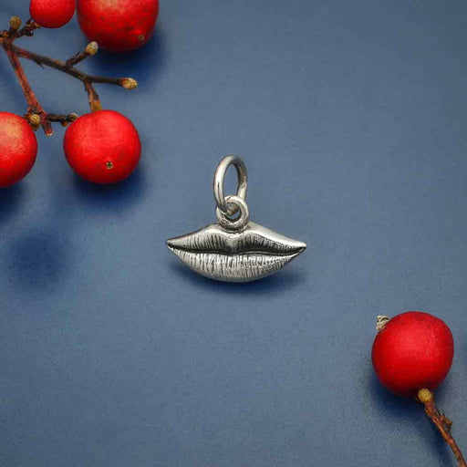 12pcs, Lips Charms, Antique Silver Lips Charms, Silver Lips Charms, Valentine Charms, Kissing Charms, Jewelry and Craft Supplies, Findings