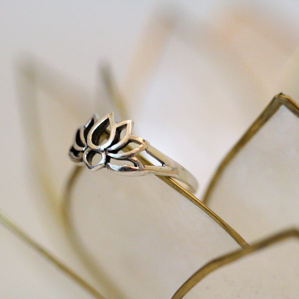 Lotus Silhouette Ring | Sterling Silver 3 4 5 6 7 8 9 10 | Light Years